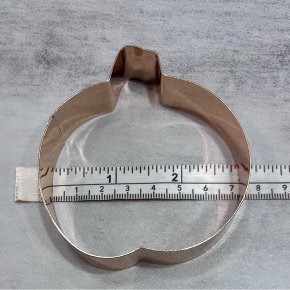 New Metal Baking Pastry Cookie Cutter Pumpkin Shaped - Picture 5 of 5